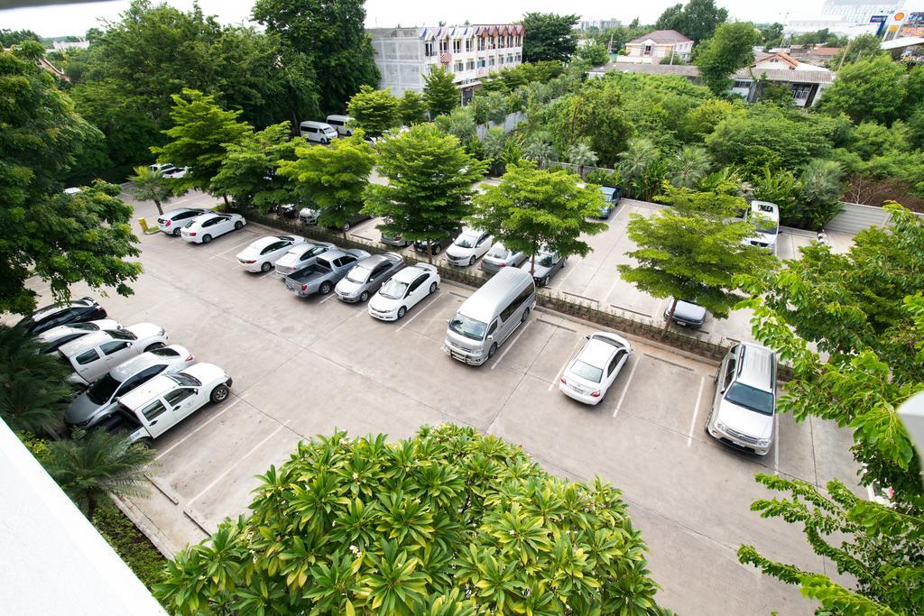 Sima Thani Hotel Nakhonratchasima Exteriér fotografie